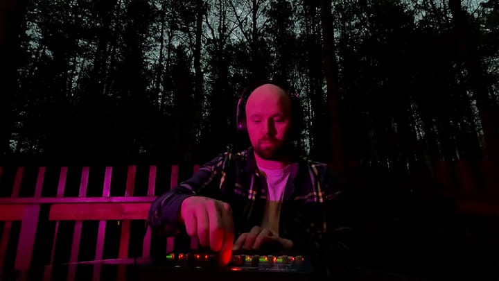In the forest at dusk with Sonicware LIVEN Ambient Ø